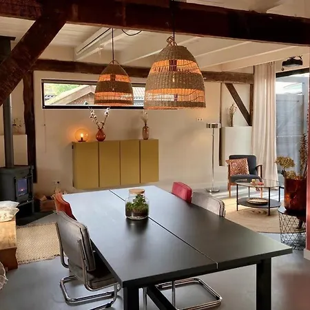Modern Historic In A Setting Ferienhaus